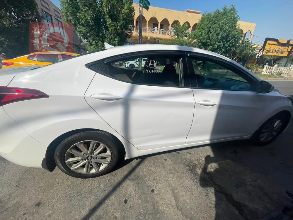 هيونداي النترا